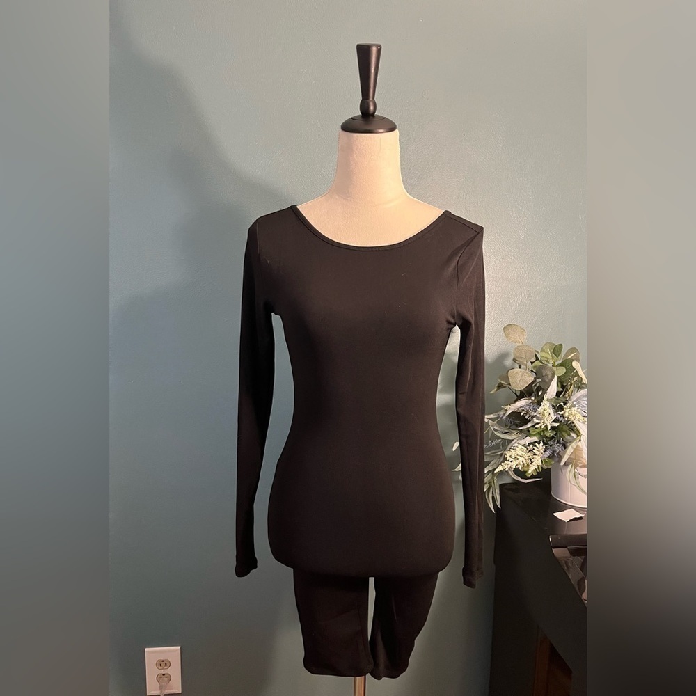 𝅺NWOT K TOO Long-Sleeved Fitted Open-Back Black Bodysuit - Size Small
